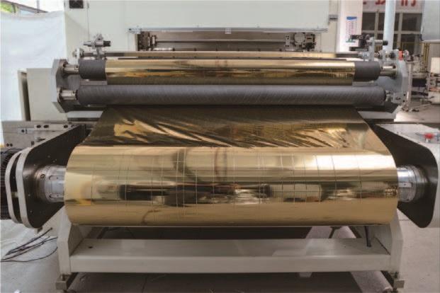 燙金箔分切機分切毛邊？圓刀與平刀選型指南